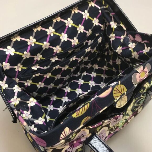 Vera Bradley Floral Nightingala Shoulder Bag. - Picture 6 of 8